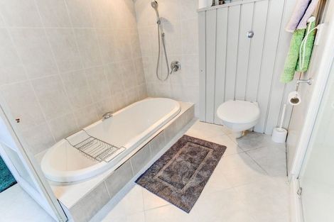 Photo of property in 9a Peakes Road, Saint Johns Hill, Whanganui, 4501