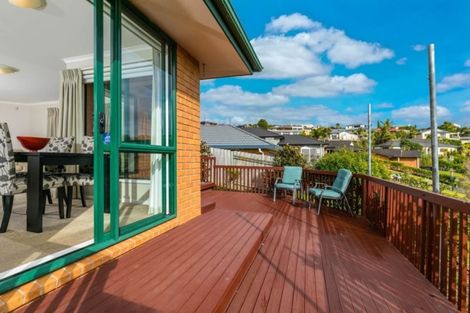Photo of property in 7 Roberta Crescent, Orewa, 0931