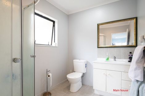 Photo of property in 27 Cherry Tree Place, Massey, Auckland, 0614