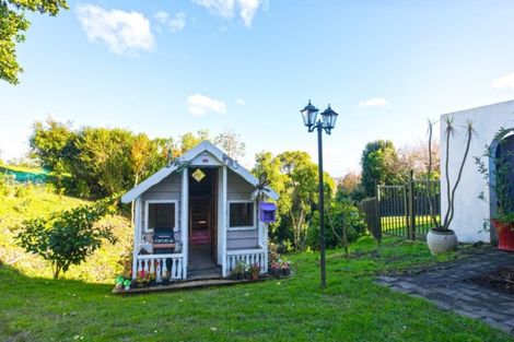 Photo of property in 24 Venus Place, Half Moon Bay, Auckland, 2012
