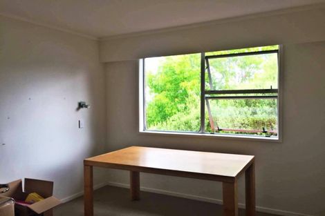 Photo of property in 2/2 Girrahween Drive, Totara Vale, Auckland, 0629