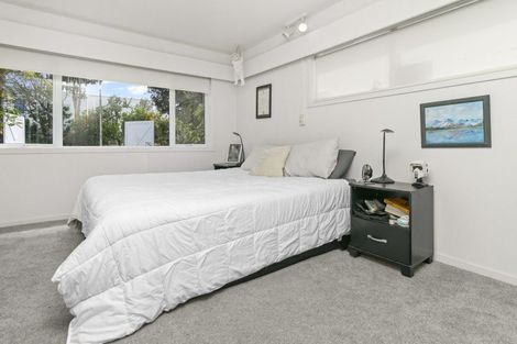 Photo of property in 1/17 Cameron Street, Takapuna, Auckland, 0622