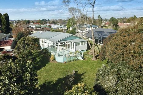 Photo of property in 2 Barrow Place, Te Puke, 3119