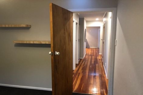 Photo of property in 1/50 Muir Avenue, Mangere Bridge, Auckland, 2022