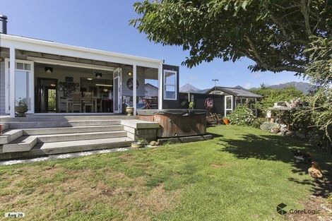 Photo of property in 1444 Carrington Road, Hurworth, New Plymouth, 4371