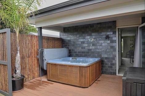 Photo of property in 14 Howard Street, Carterton, 5713