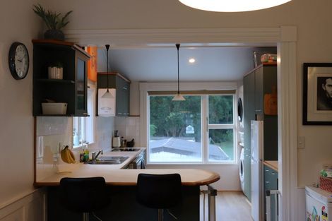 Photo of property in 52 Happy Valley Road, Owhiro Bay, Wellington, 6023