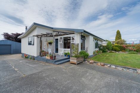 Photo of property in 32 Pompolona Street, Te Anau, 9600