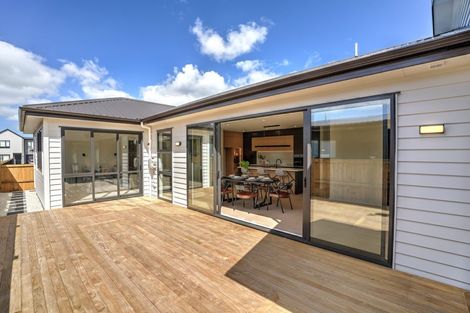Photo of property in 26 Babina Avenue, Kumeu, 0810