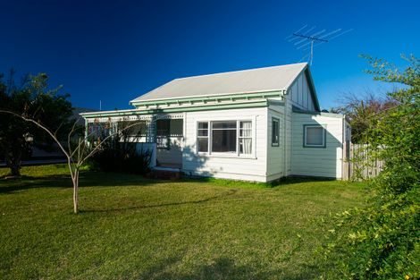 Photo of property in 56 Awapuni Road, Awapuni, Gisborne, 4010