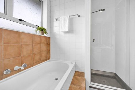 Photo of property in 117 Awanui Street, Merrilands, New Plymouth, 4312