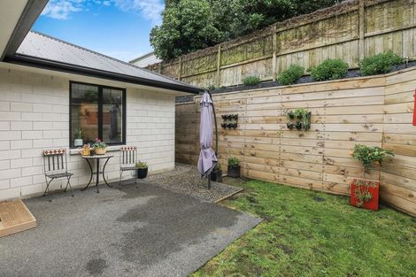 Photo of property in 4/142 Forest Lake Road, Forest Lake, Hamilton, 3200