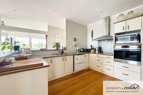 Photo of property in 98 Gover Street, New Plymouth, 4310