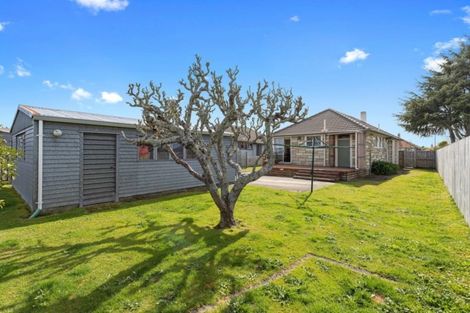 Photo of property in 44 Ross Crescent, Fairfield, Hamilton, 3214