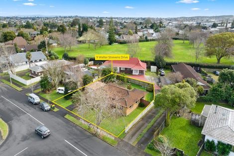 Photo of property in 9 Walter Strevens Drive, Conifer Grove, Takanini, 2112