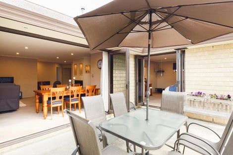 Photo of property in 12 Rodeo Drive, Kelvin Grove, Palmerston North, 4414