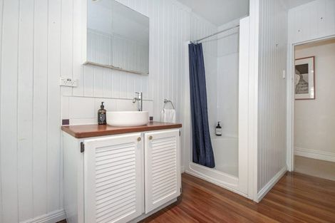 Photo of property in 122 Beach Road, Onerahi, Whangarei, 0110