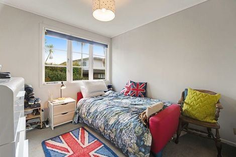 Photo of property in 1a Glenford Lane, Te Atatu Peninsula, Auckland, 0610