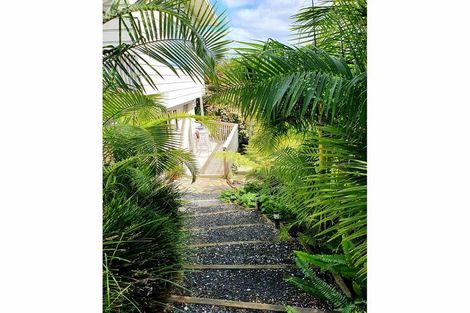 Photo of property in 19 Tui Grove, Paihia, 0200