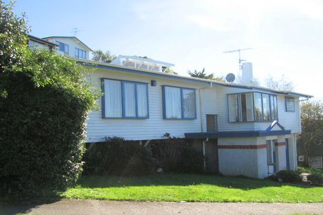 Photo of property in 14 Rajkot Terrace, Broadmeadows, Wellington, 6035