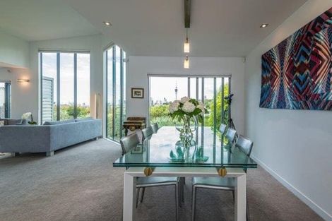 Photo of property in 4a Westwood Terrace, Saint Marys Bay, Auckland, 1011
