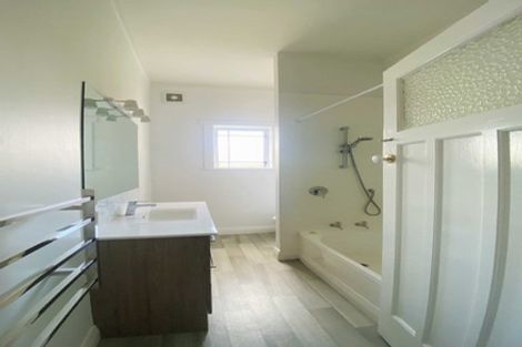 Photo of property in 8 Bracken Avenue, Takapuna, Auckland, 0622