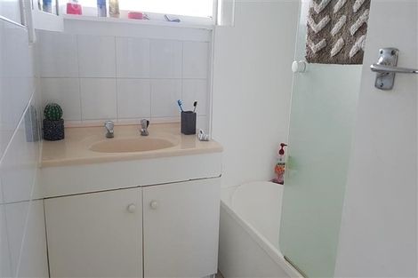 Photo of property in 52 Moore Street, Rolleston, 7614