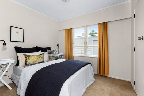Photo of property in 6 Balmoral Street, Taradale, Napier, 4112