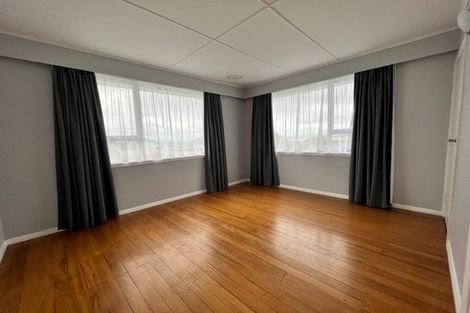 Photo of property in 21 Maple Grove, Maungaraki, Lower Hutt, 5010