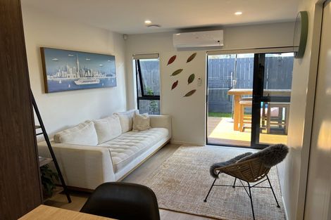 Photo of property in 5/72 Tiraumea Drive, Pakuranga, Auckland, 2010