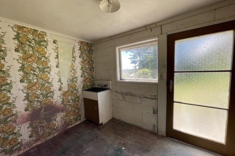 Photo of property in 305 Don Buck Road, Massey, Auckland, 0614