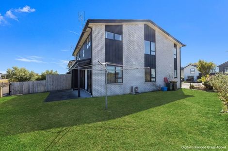 Photo of property in 7 Discovery Place, Marfell, New Plymouth, 4310