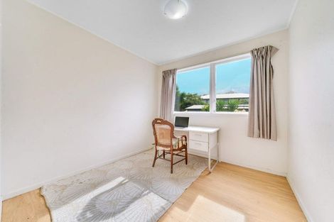 Photo of property in 6 Valencia Place, Manurewa, Auckland, 2102