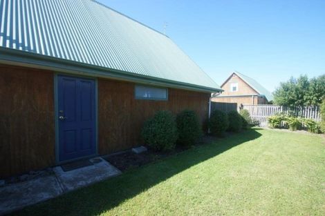 Photo of property in 15 Winchfield Street, Aranui, Christchurch, 8061