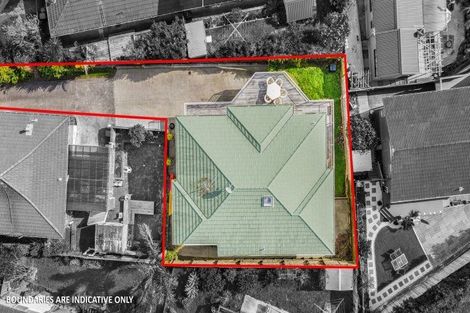 Photo of property in 2/17 Chevis Place, Pakuranga, Auckland, 2010