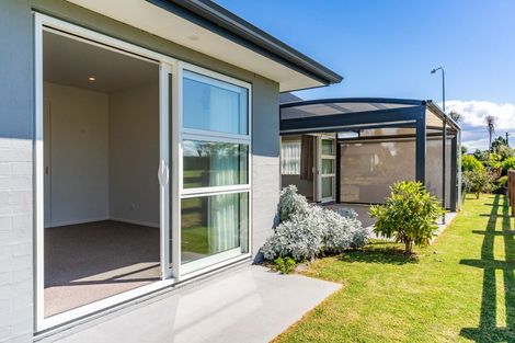 Photo of property in 1 Kermadec Crescent, Waipu, 0510