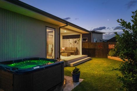 Photo of property in 48 Reel Road, Waihi Beach, 3611