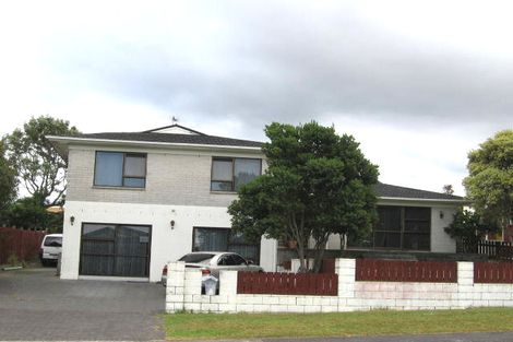 Photo of property in 25 Butterworth Drive, Glendene, Auckland, 0602