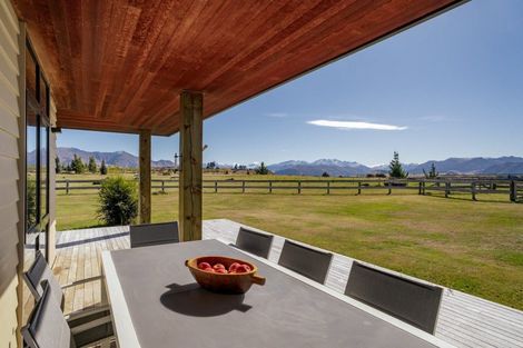 Photo of property in 182 Stevenson Road, Wanaka, 9382