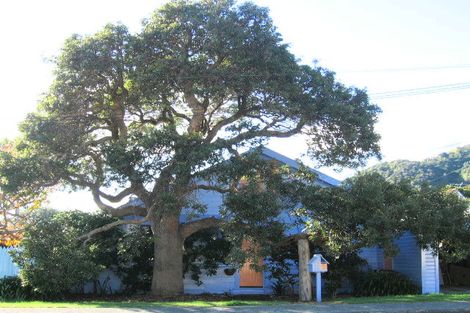 Photo of property in 12 Konini Street, Eastbourne, Lower Hutt, 5013