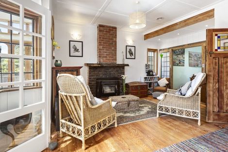 Photo of property in 18 Mahoe Street, Eastbourne, Lower Hutt, 5013