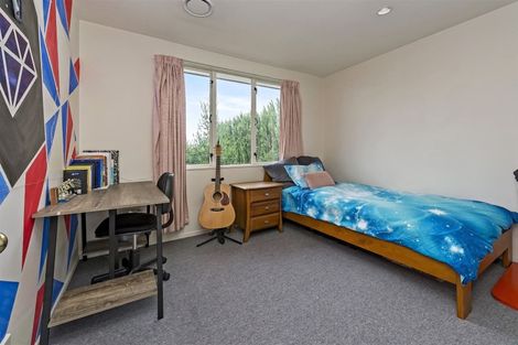 Photo of property in 6 Rosefield Lane, Northcote, Christchurch, 8052