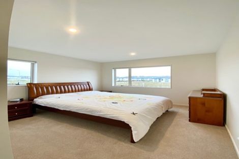 Photo of property in 82 Flat Bush School Road, Flat Bush, Auckland, 2019