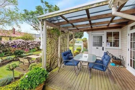 Photo of property in 53 Balgownie Avenue, Gonville, Whanganui, 4501