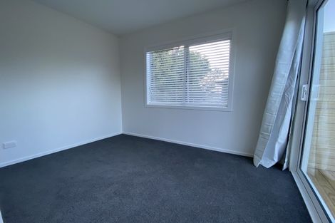 Photo of property in 8a Moera Place, Stanmore Bay, Whangaparaoa, 0932