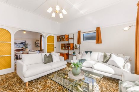 Photo of property in 50 Totara Crescent, Woburn, Lower Hutt, 5010