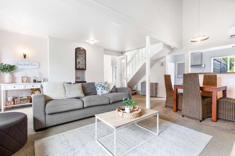 Photo of property in 28 Eleventh Avenue, Tauranga, 3110