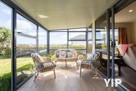 Photo of property in 67 Kentwood Drive, Woodridge, Wellington, 6037