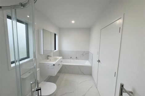 Photo of property in 2 Kaitiaki Drive, Clarks Beach, 2122