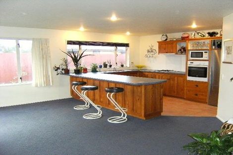 Photo of property in 25 Broadhaven Avenue, Parklands, Christchurch, 8083